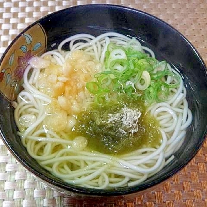 白だしであっさり☆とろろ昆布にゅうめん